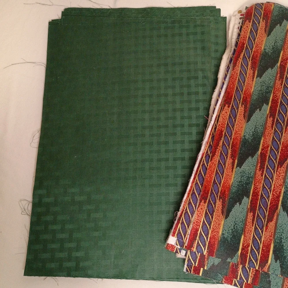 Lot of 75 10 x 15‎ Richloom Fabric with Coordinating Green Pink Pieces Quilting